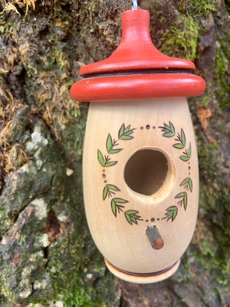 Hummingbird House, Handmade Wooden Birdhouse for Indoor/Outdoor Use, Laurel Wreath Art, Bird Lovers Gift, Christmas Gift for Minamilist