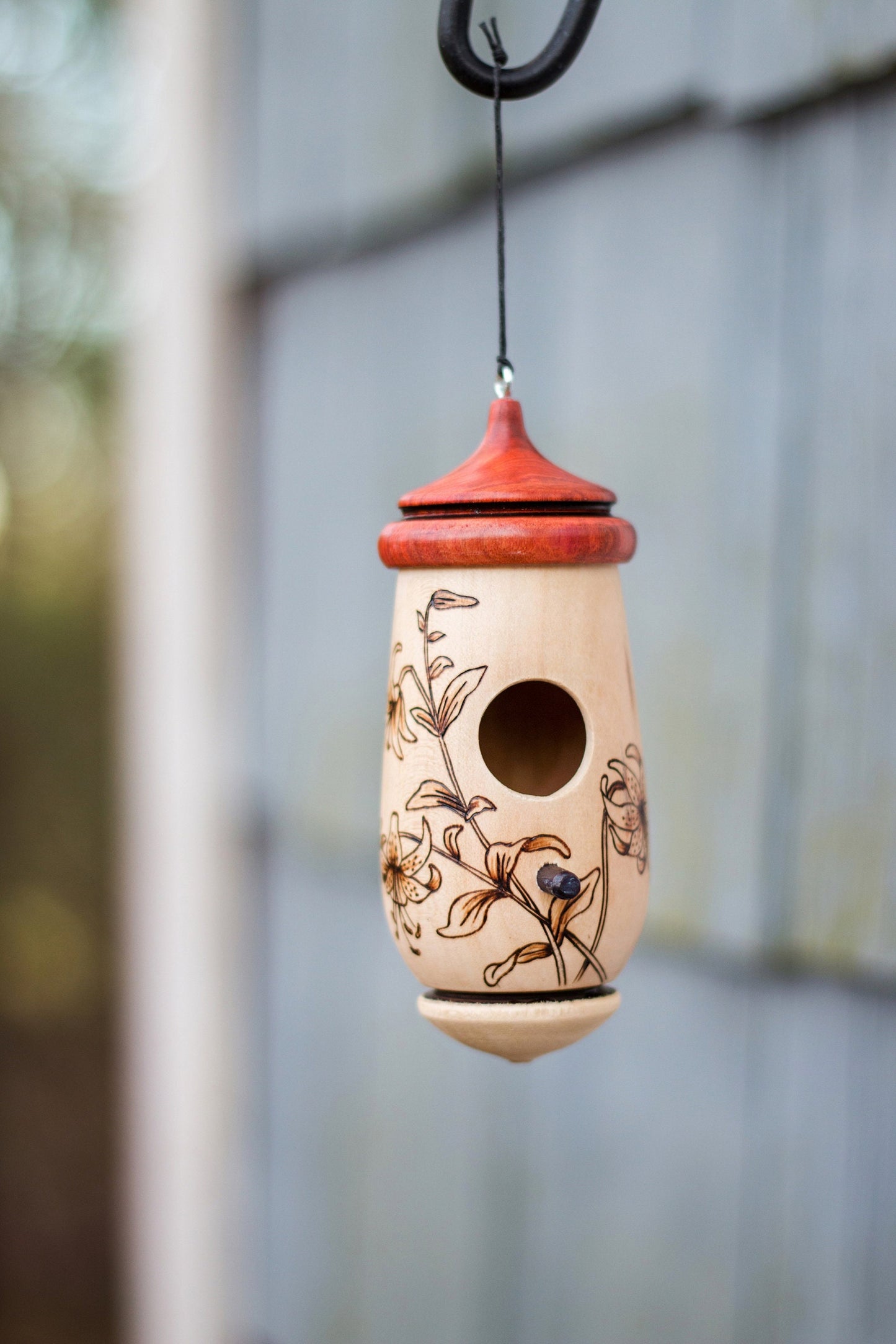 Hummingbird House, Handmade Wooden Birdhouse for Indoor/Outdoor Use, Lily Floral Art, Bird Lovers Gift, Christmas Gift for Mom and Dad